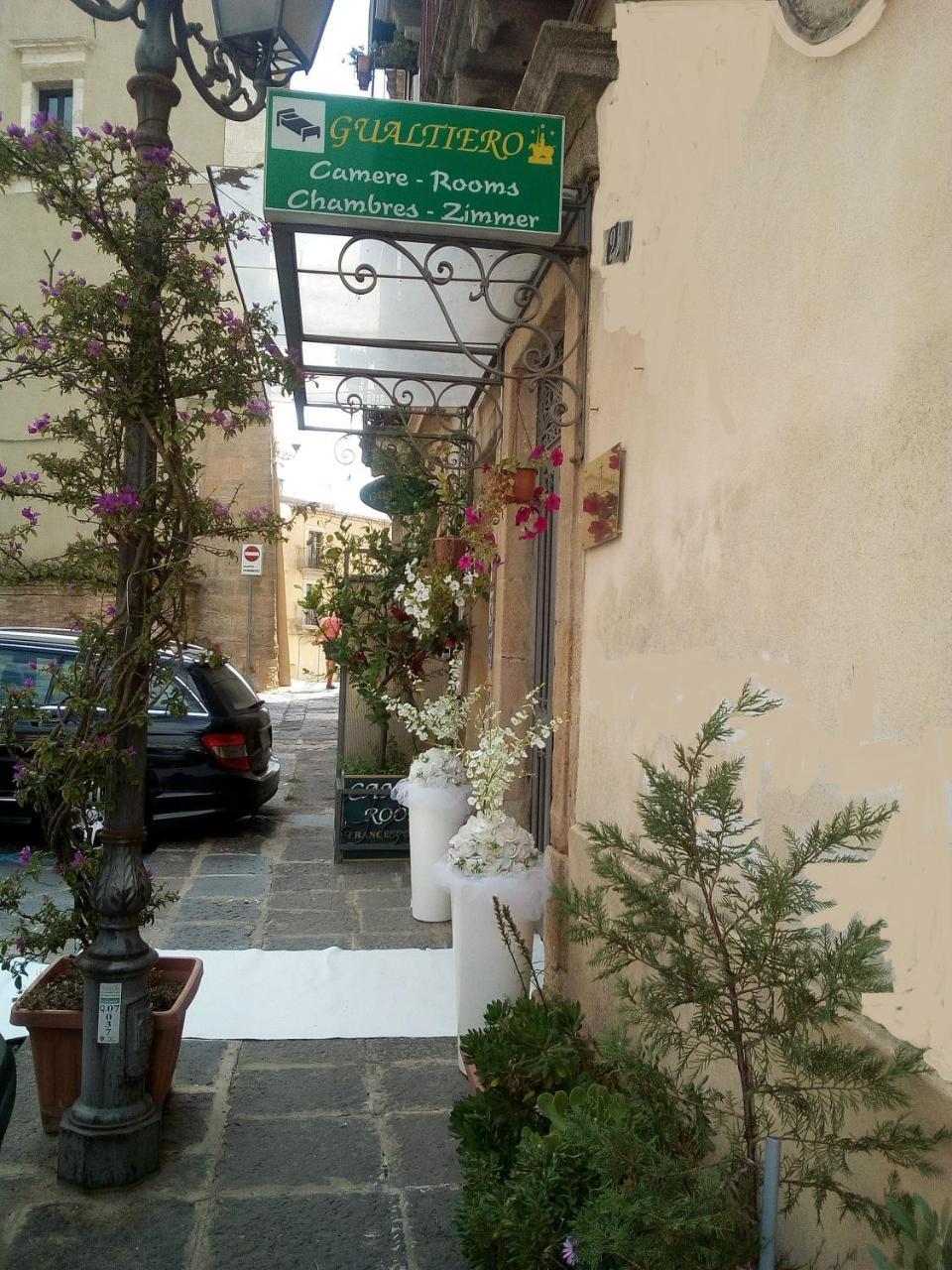 Gualtiero Camere&Suite Caltagirone Exterior foto
