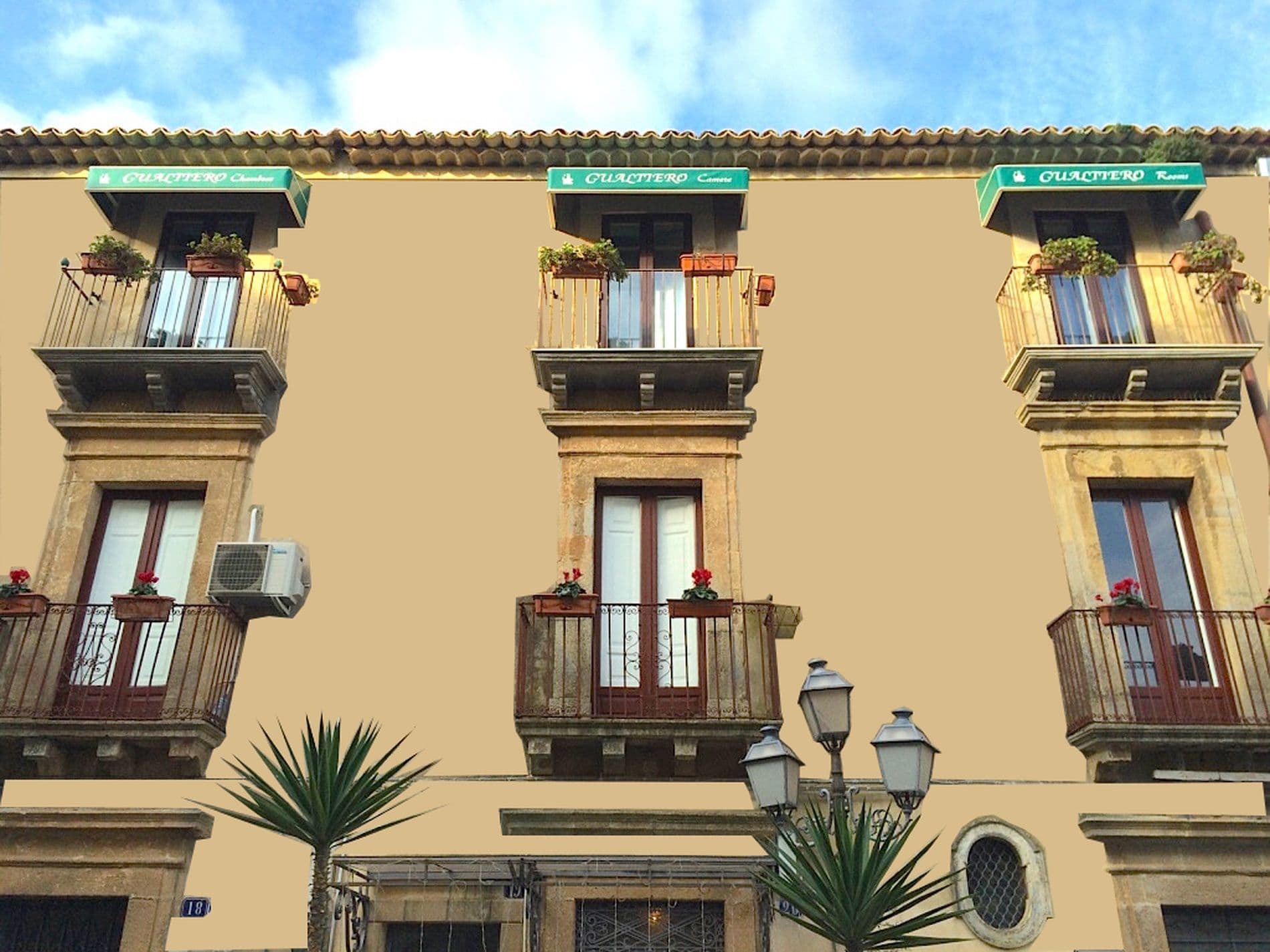 Gualtiero Camere&Suite Caltagirone Exterior foto